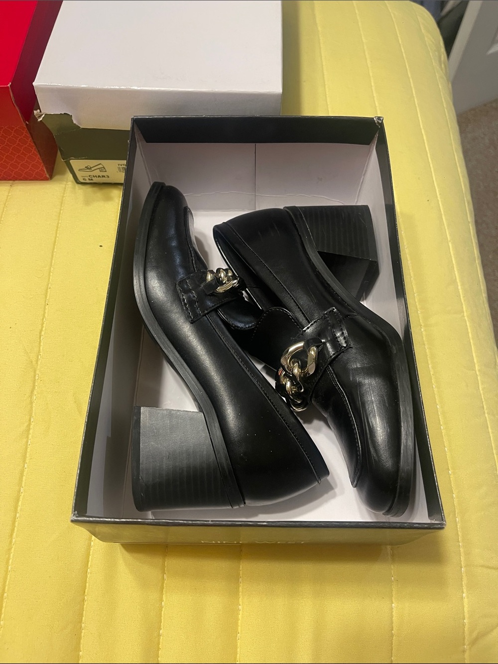 Nine West Size 6 Black Chain-Accent Women's Block Heel Loafers